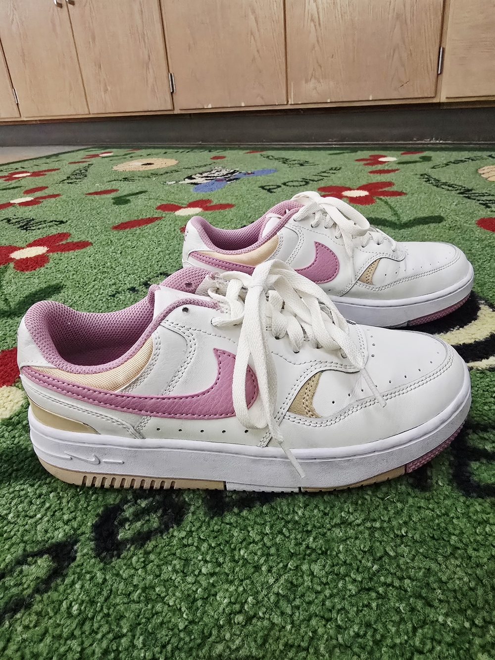 Nike Gamma Force Ladies Sneakers Soft Pearl Sesame Elemental Pink 6.5
